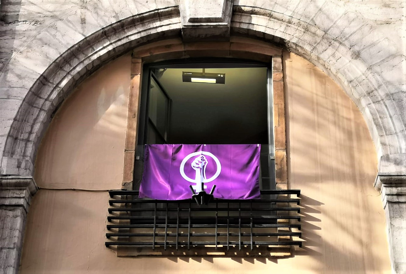 25 novembre : journée internationale de lutte contre les violences faites aux femmes - 2 