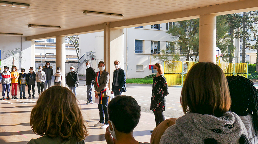 Hommage Samuel Paty Ecole des gémeaux