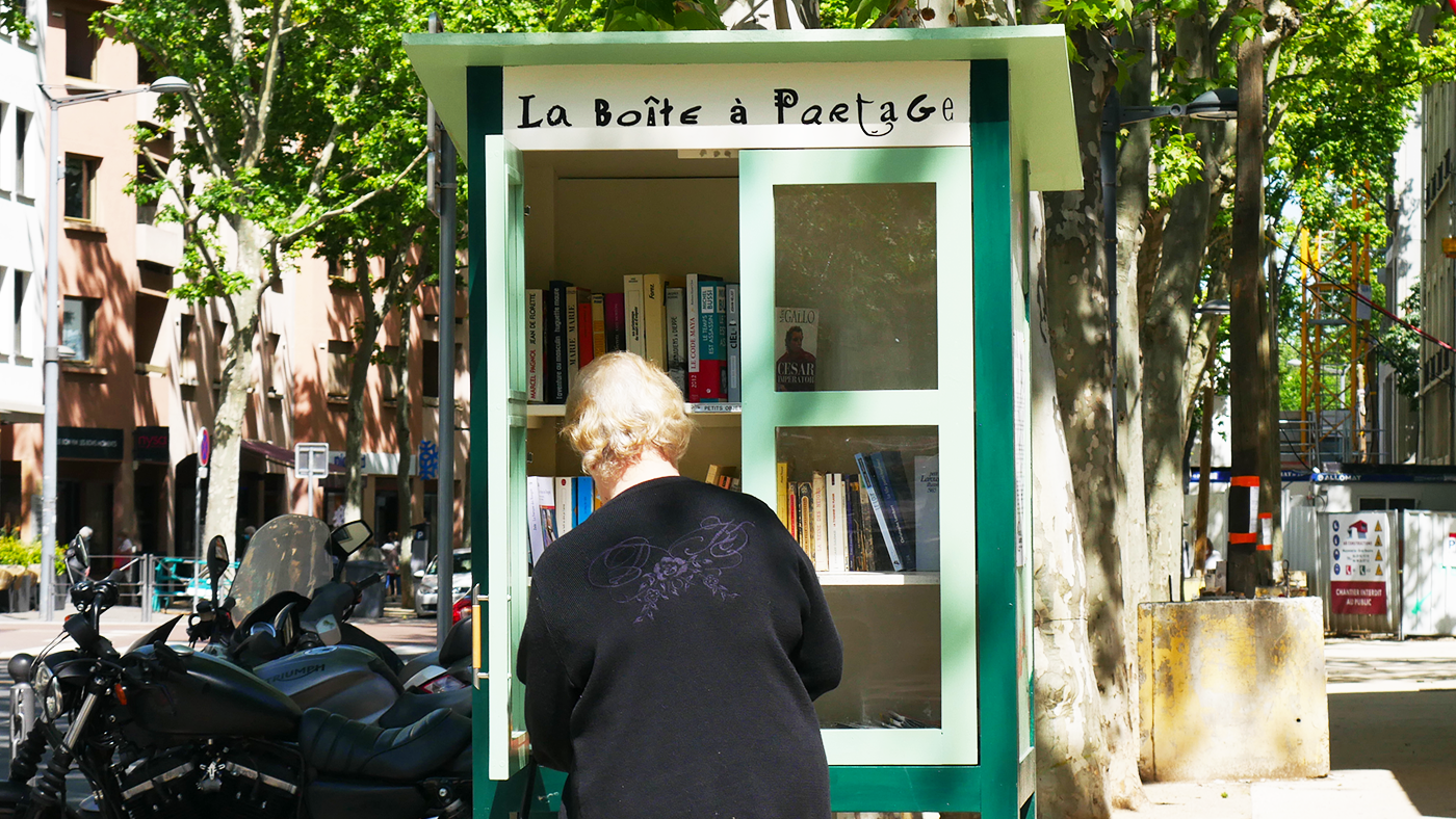 boite à partage Conseil de quartier point du jour