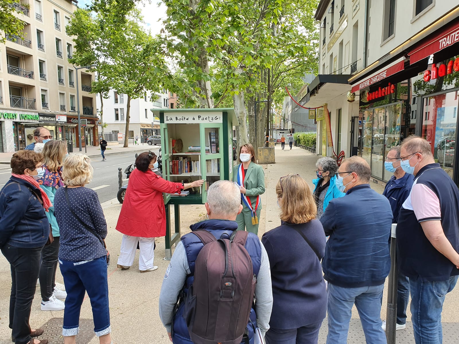 boite à partage Conseil de quartier point du jour - 1 