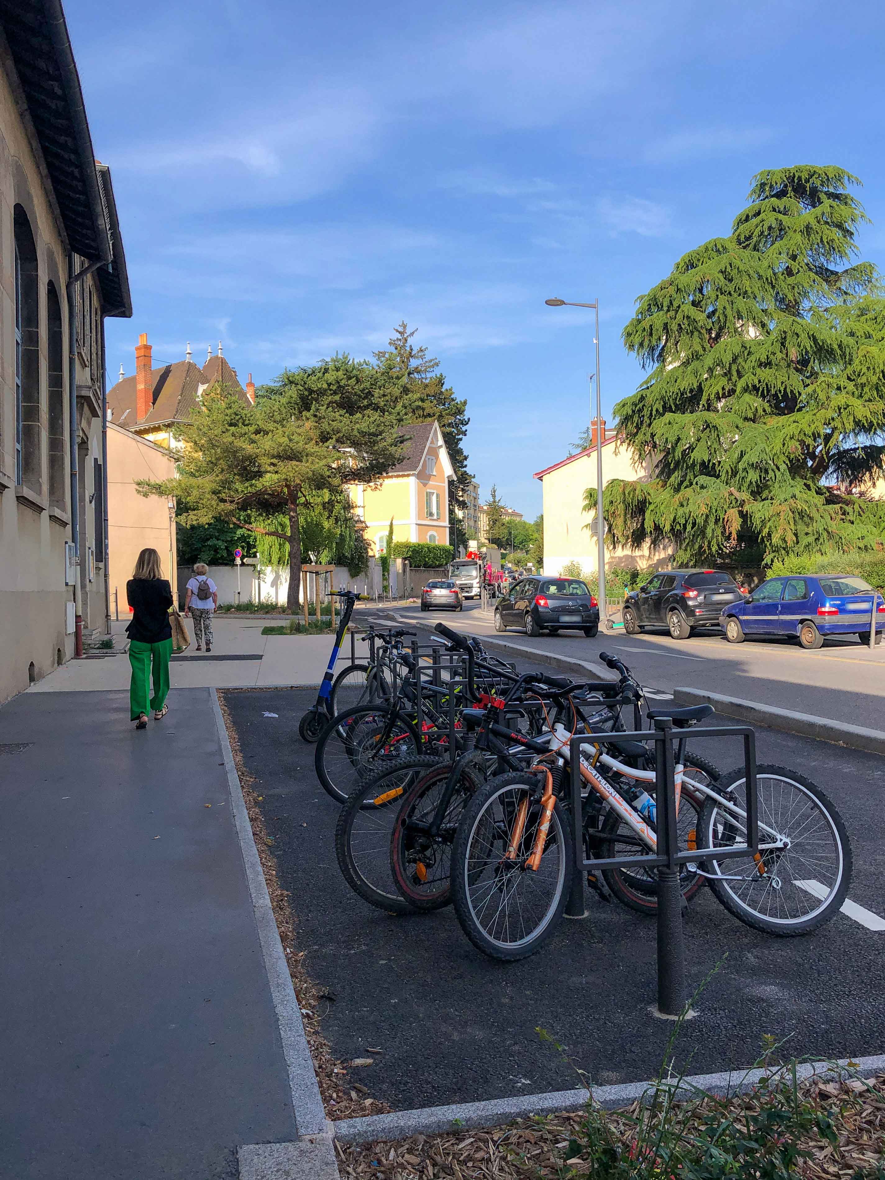 Stationnement trottinette Rue de la Favorite - 2 