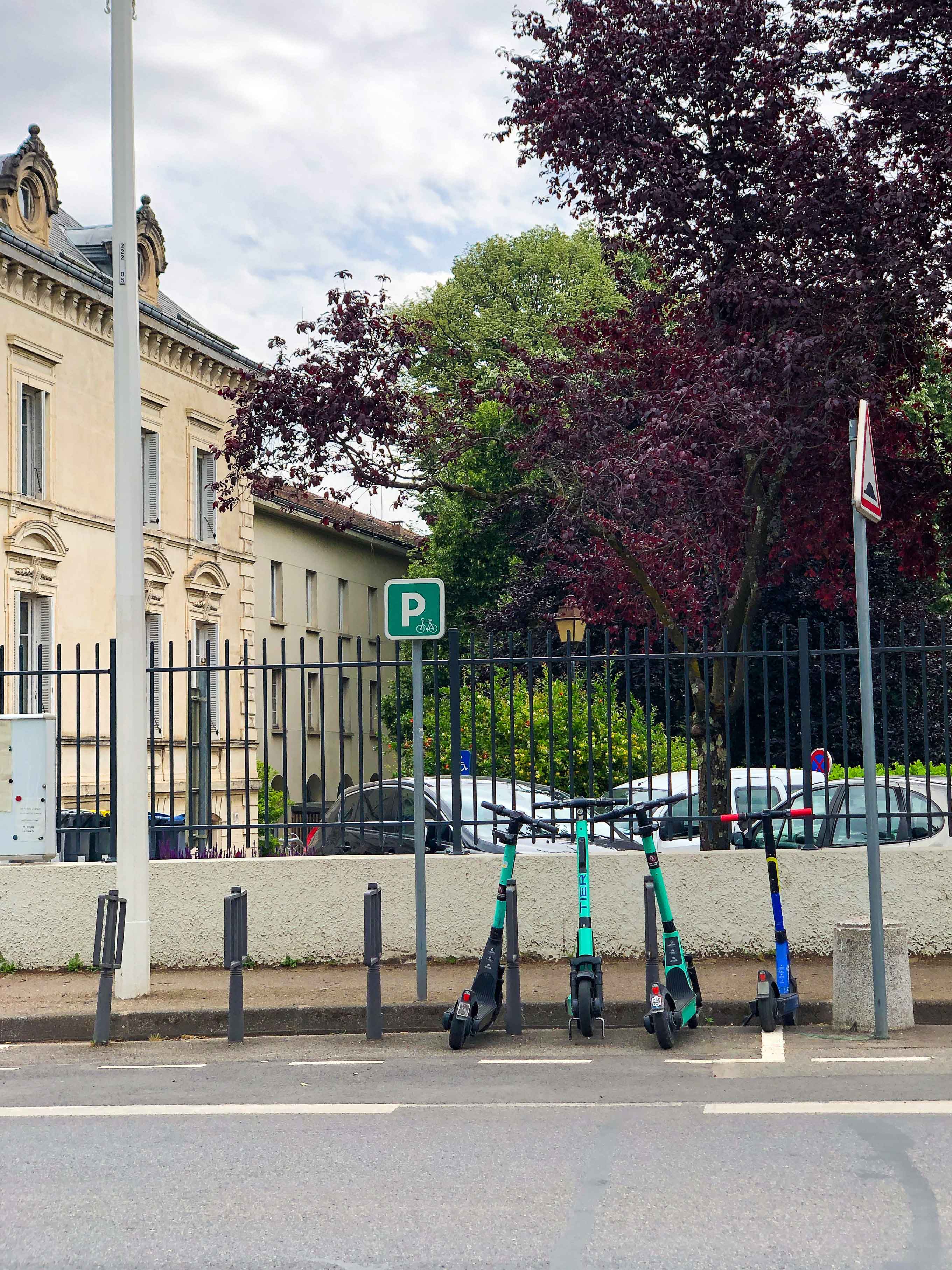 Stationnement trottinette mairie du 5e - 6 